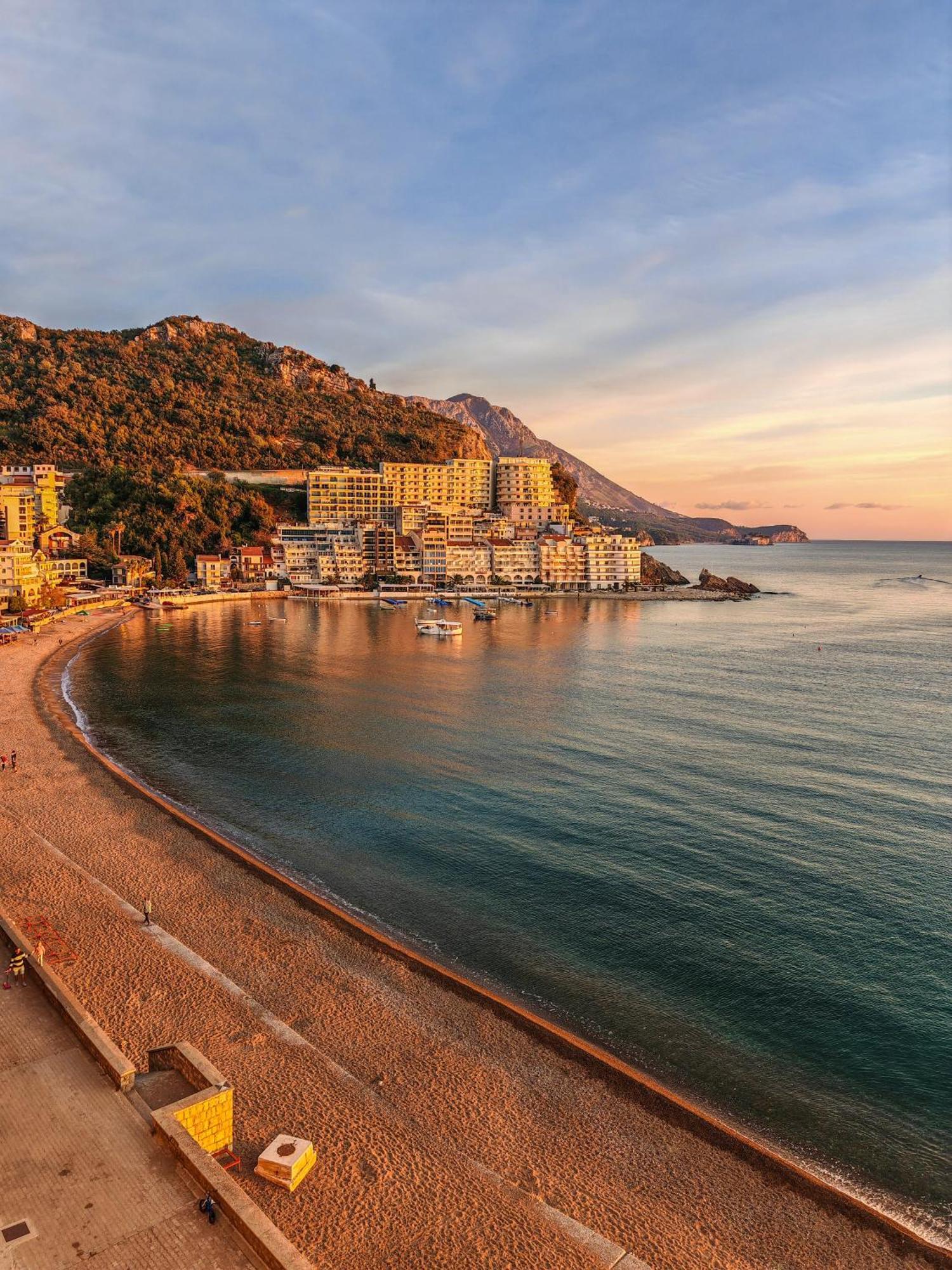 Beachfront Luxury Apartment Budva Exteriér fotografie